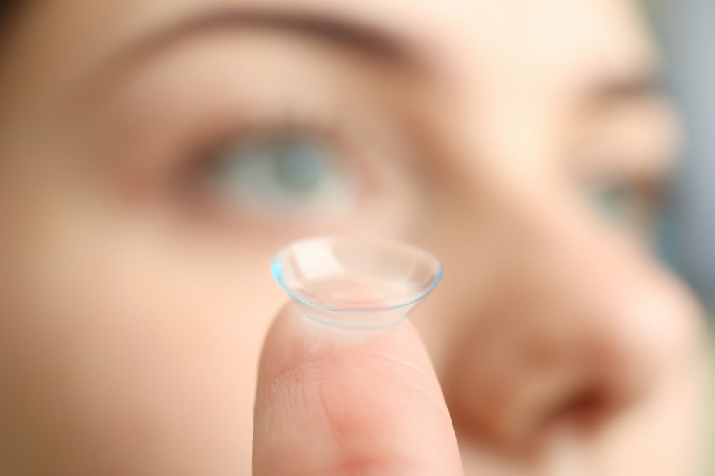 La storia delle lenti a contatto: un viaggio tra intuizione e innovazione
